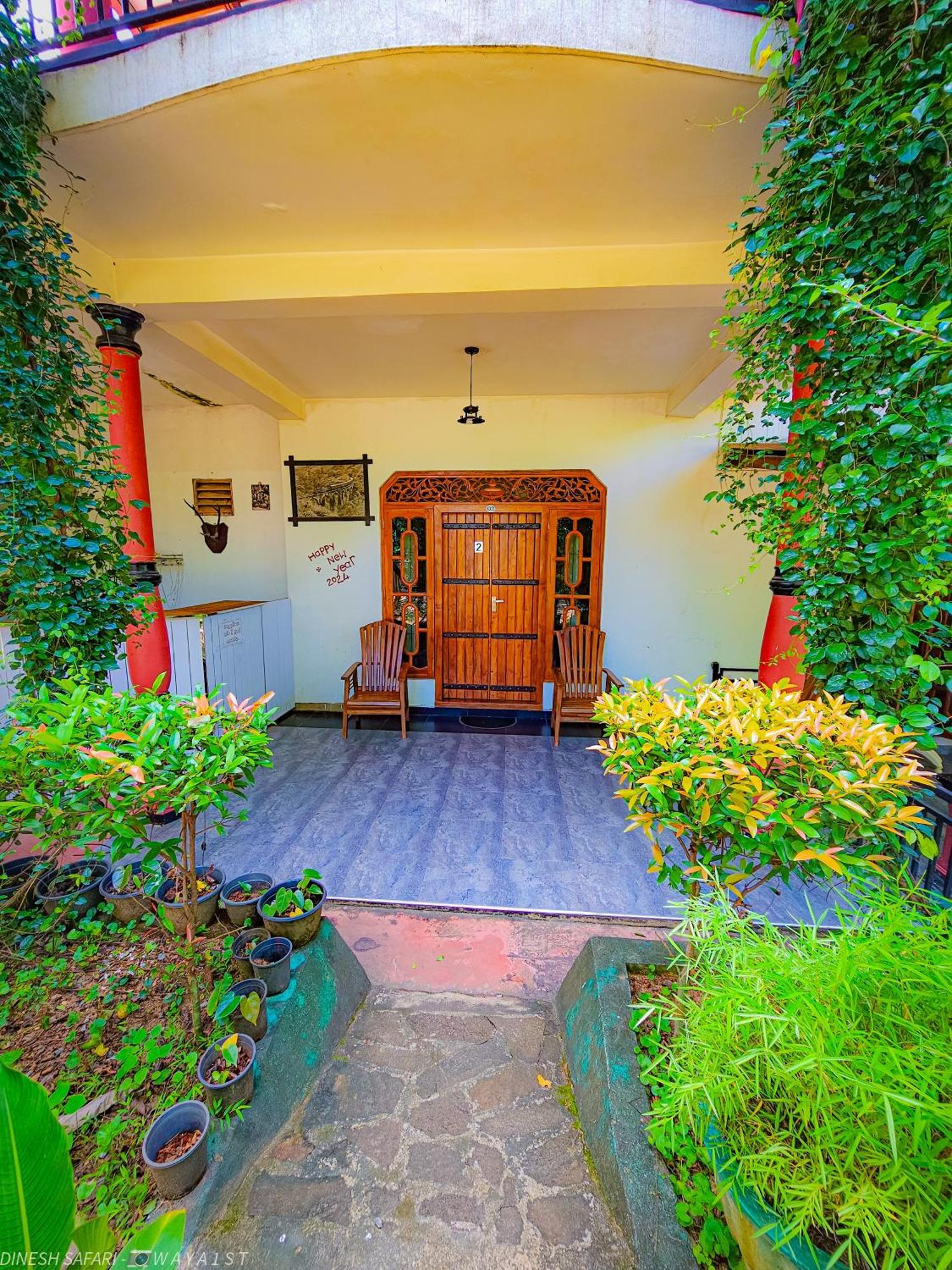 Dinesh Safari Homestay Udawalawe Exteriér fotografie